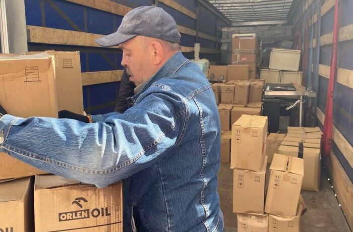 photo_5345874462970595385_y